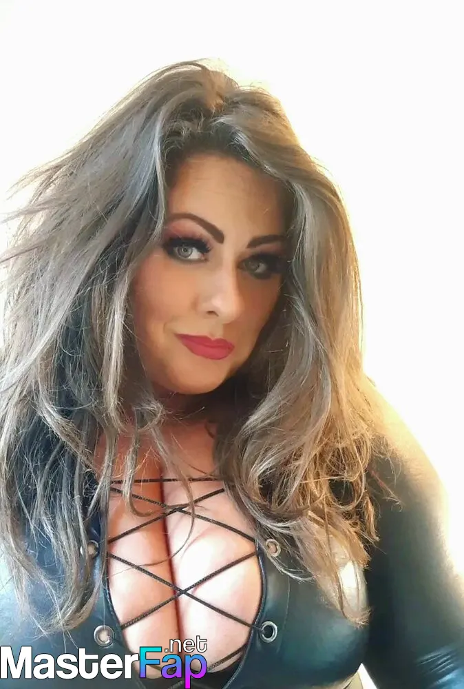 dana seay share mistyray sauna