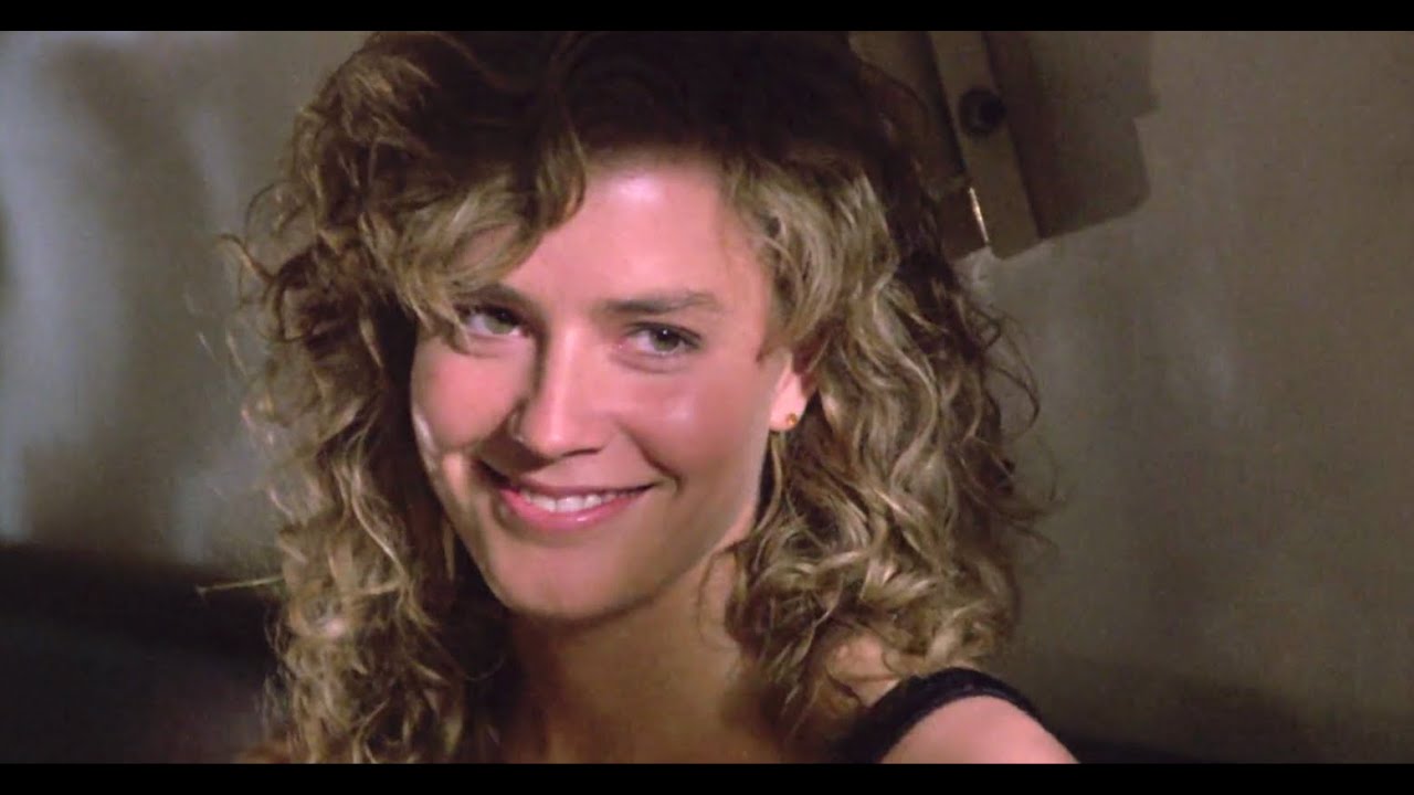 Elizabeth Shue Sexy sheen porn damian stewart recommends Elizabeth Shue Sexy