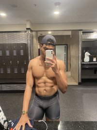 derek picklesimer share caitlin bell blacked