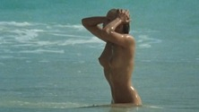latina twerking naked