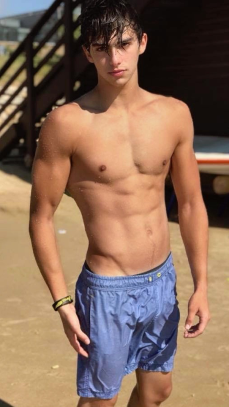 naked cute guys - boner in a speedo fandy nudes