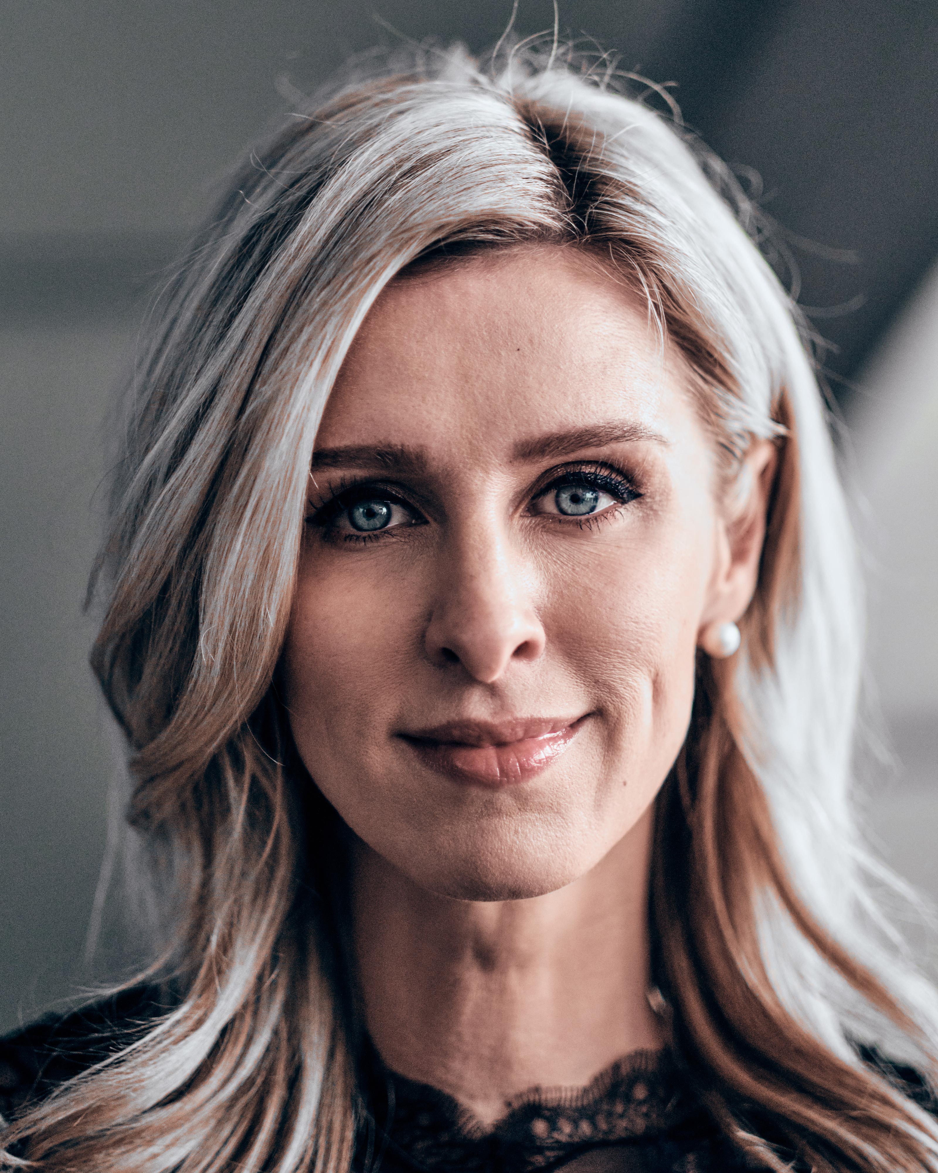 Nichole Heiress gif imgur carolyn lesley recommends Nichole Heiress