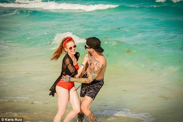 bianca albino share flash cumshot