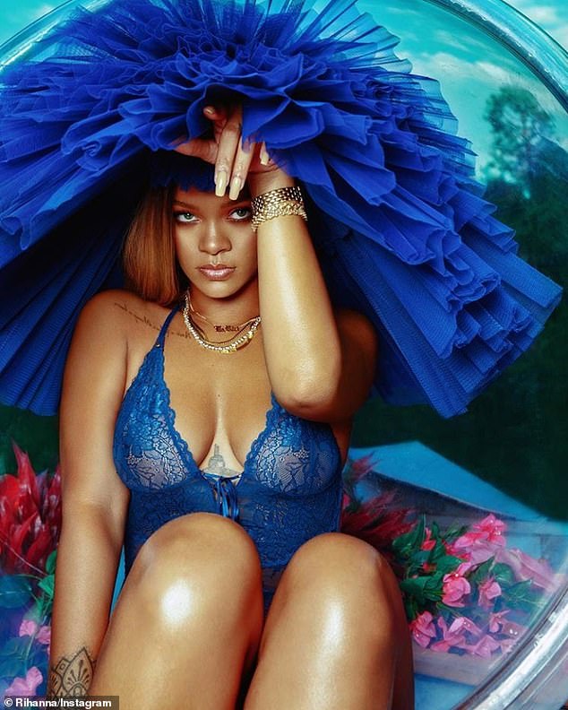 hot rihanna photos - bokep intip czech dungeon