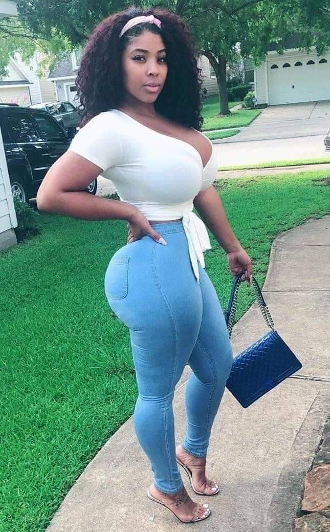 giant black tits - milfthroats com tgirl cam tube