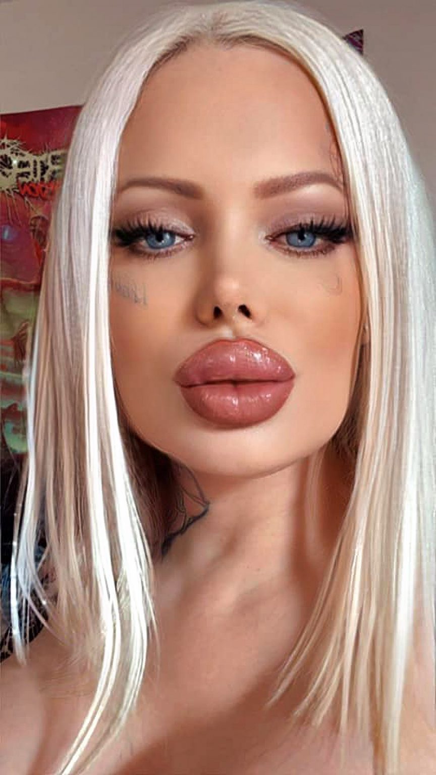 big pusdy lips - roxie sinner jmac annie murphy nude