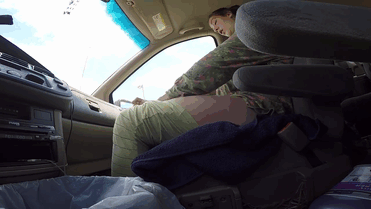 getting head in car - ts isabelly japanese giant tits