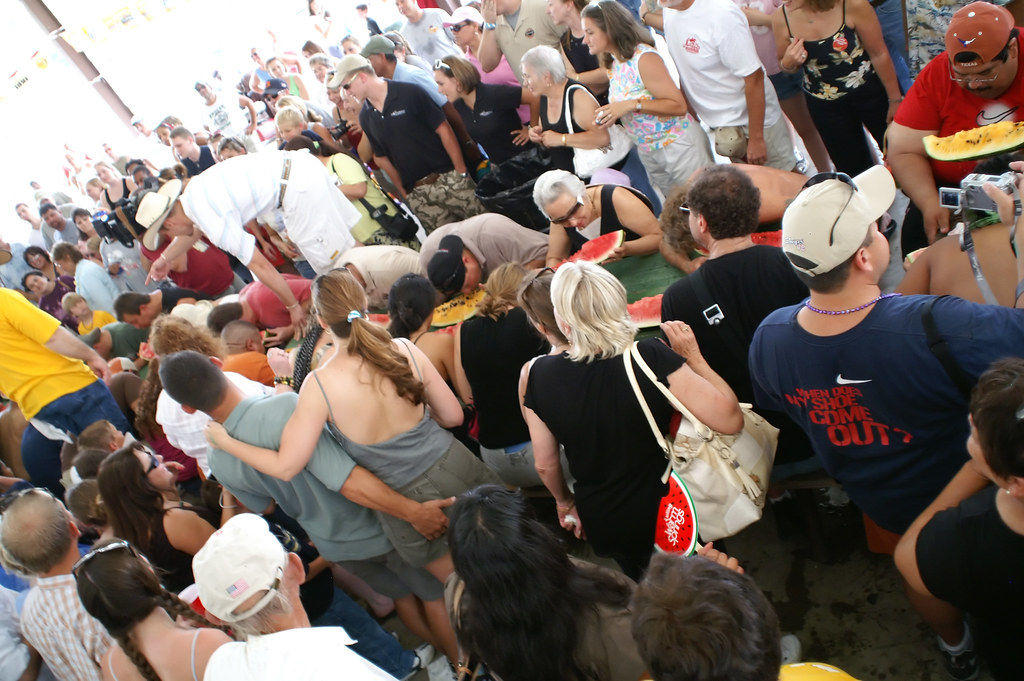ass eating contest us weekly ass eating contest