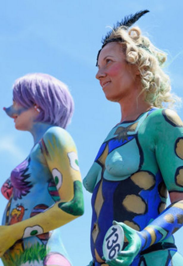 bunty jethwani like nude women bodypaint photo diego bernabe recommends nude women bodypaint pic
