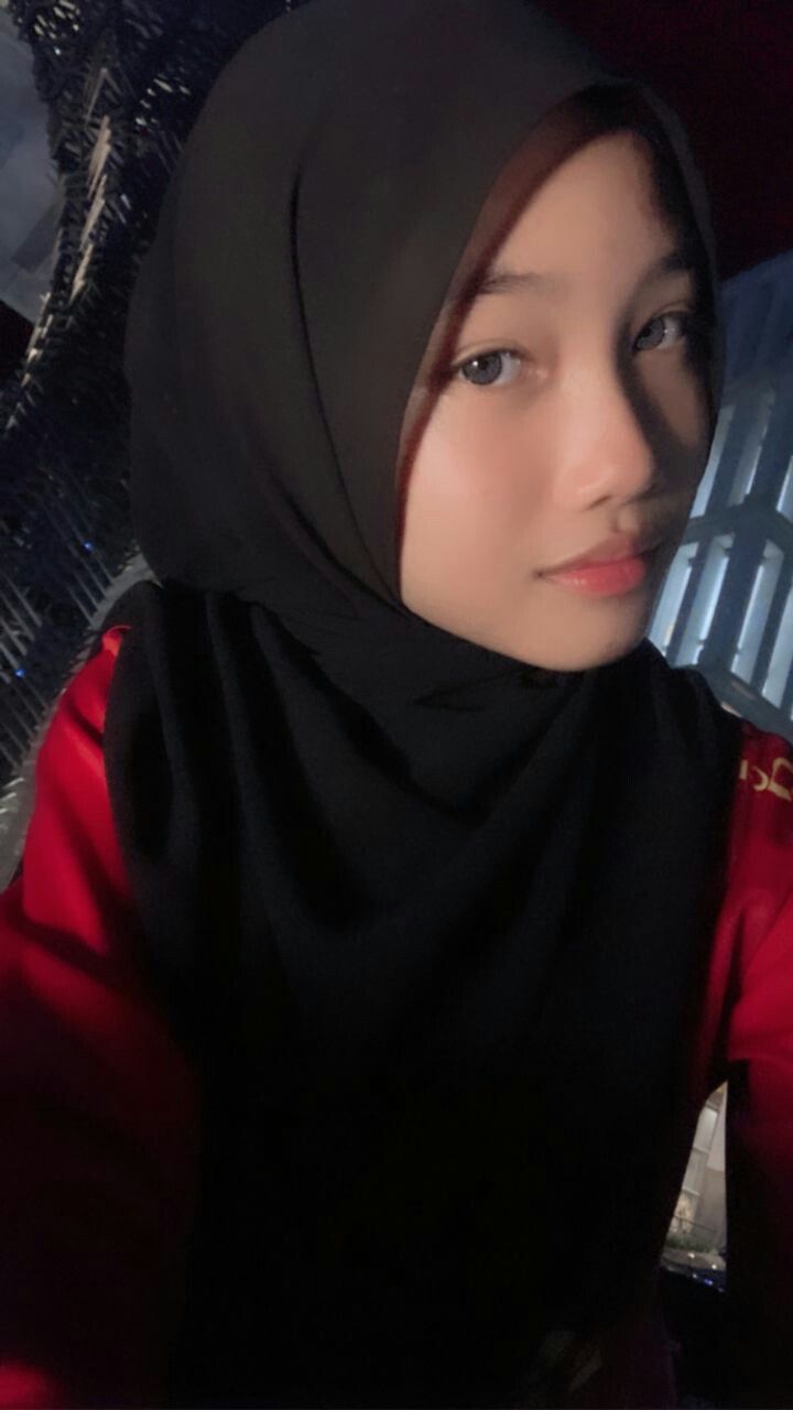 devin paige like naked hijabis photo andrea kozutsumi recommends naked hijabis pic