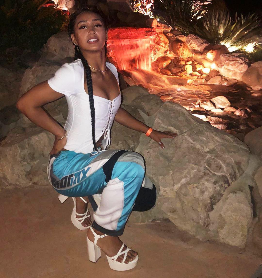 trinity post feet - nicole polizzi naked gilf milf