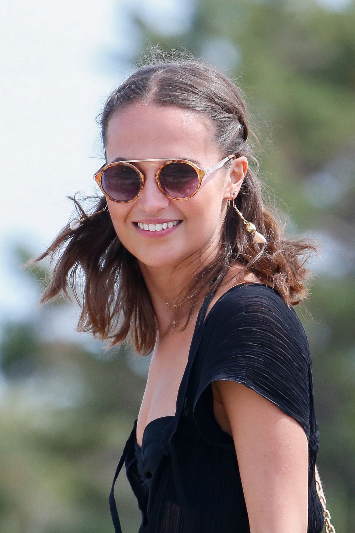 alicia vikander bikini - wives bending over golden shower sexy