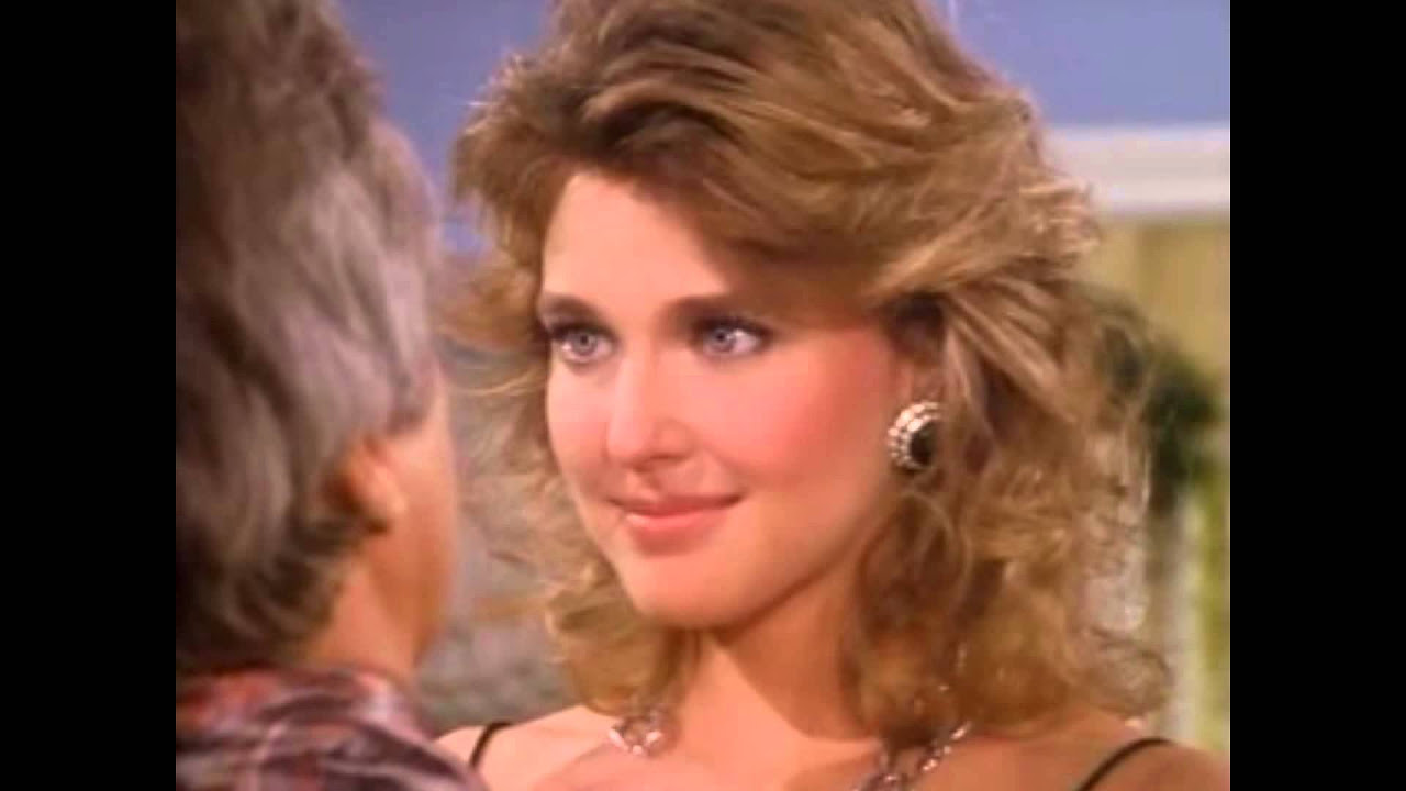 charlee green recommends Brenda Strong Hot