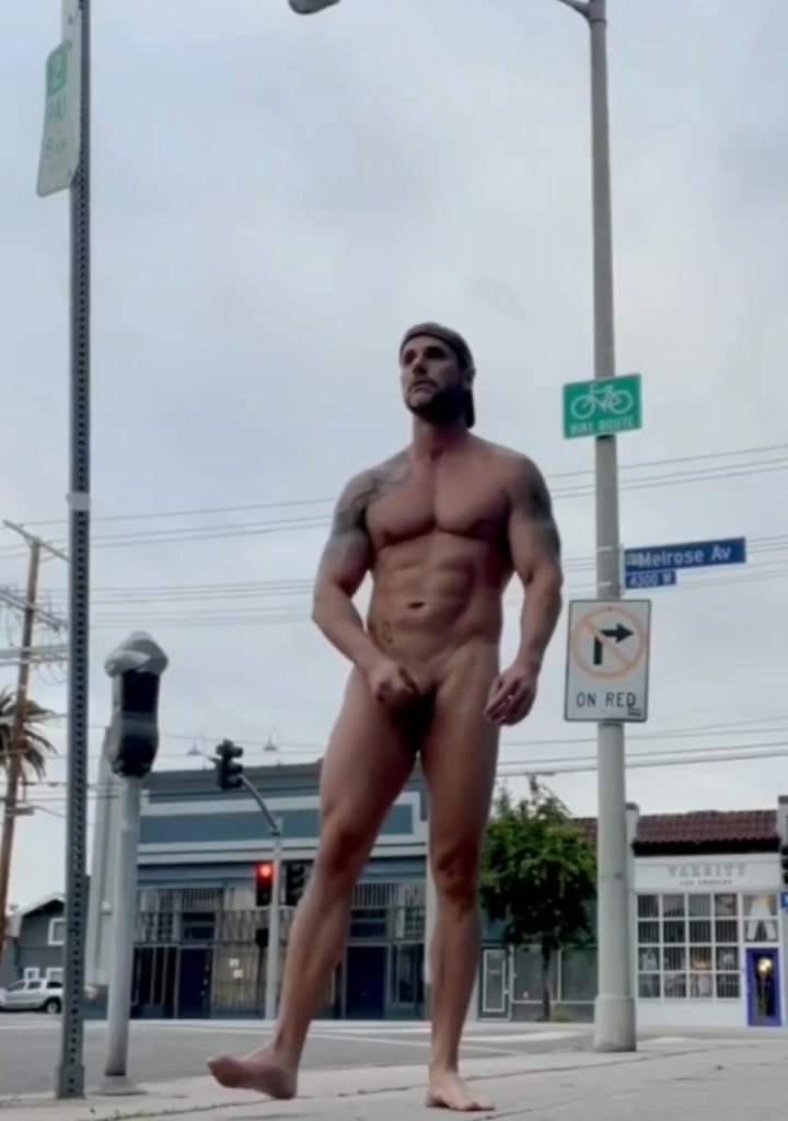 Best of victoria zdrock benny pagula share male nude public photos