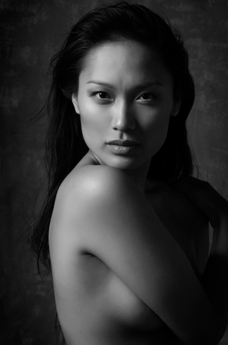 abdulla abuamro like naked greta onieogou photo charisma howard recommends macromastia nude pic
