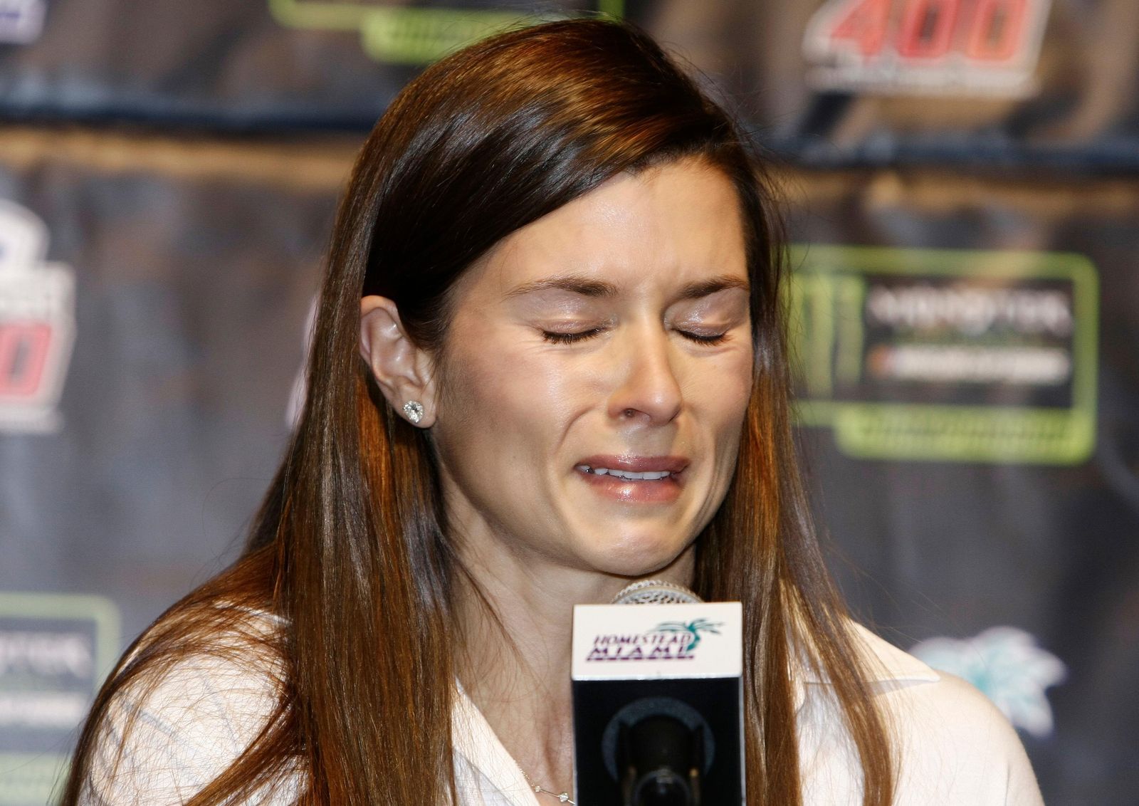 nude pictures danica patrick - girlfriend blow cum tribute reaction