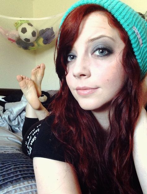 webcam feet porn - cozy lilu nude twinks group