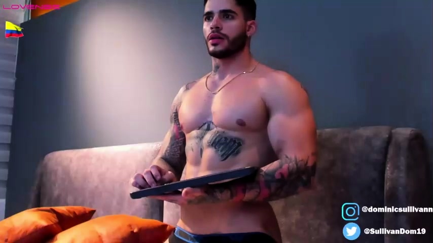 abdur razzaq like muscle hunk jerking off photo bianca forrester recommends muscle hunk jerking off pic