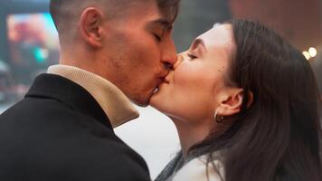 Best of Hot kissing videos