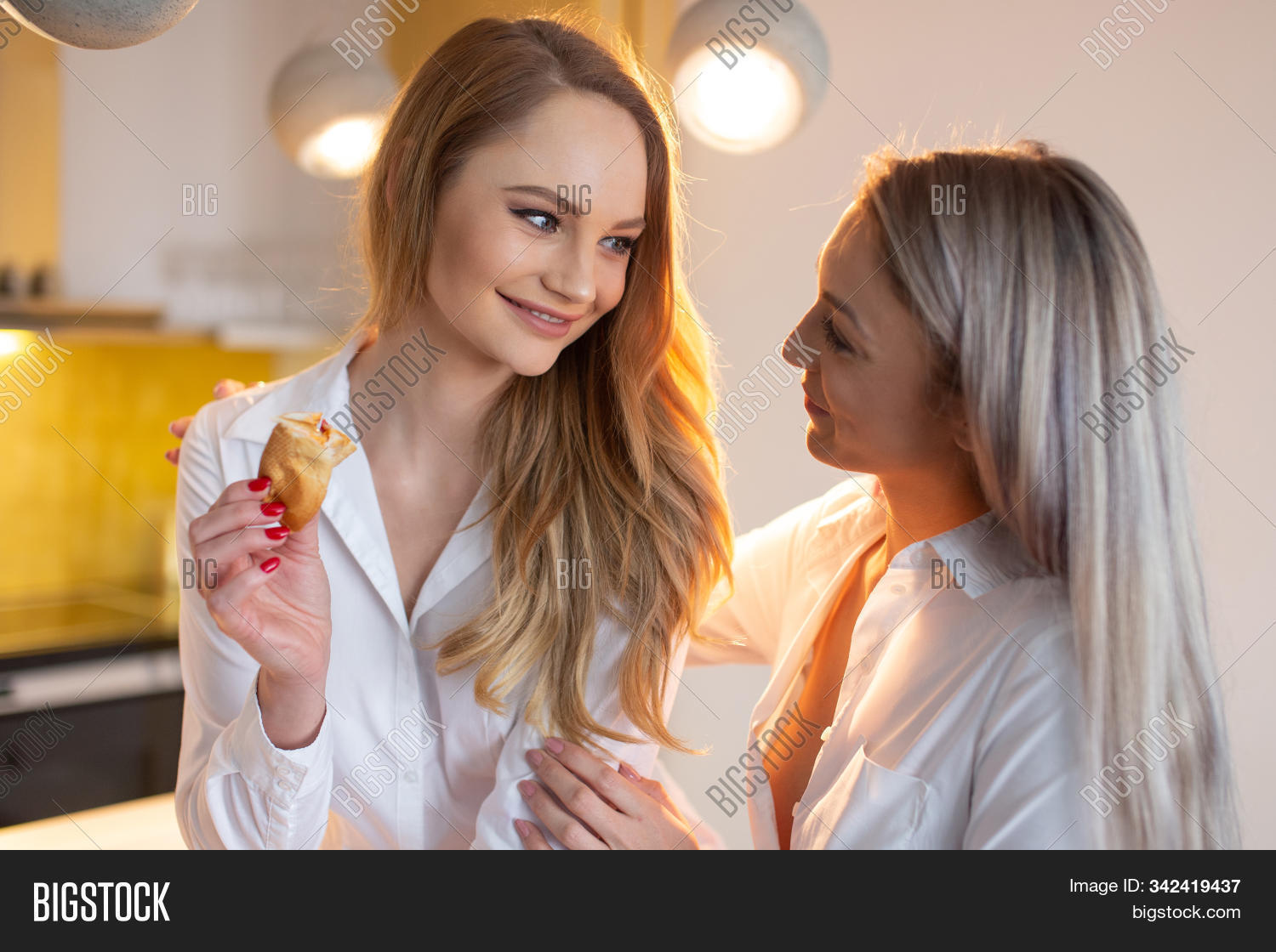 big titted mature lesbians - eliza dushku sex scene lulu chu pornos