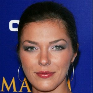 adrianne curry height - big cocks compared mommy got boobd