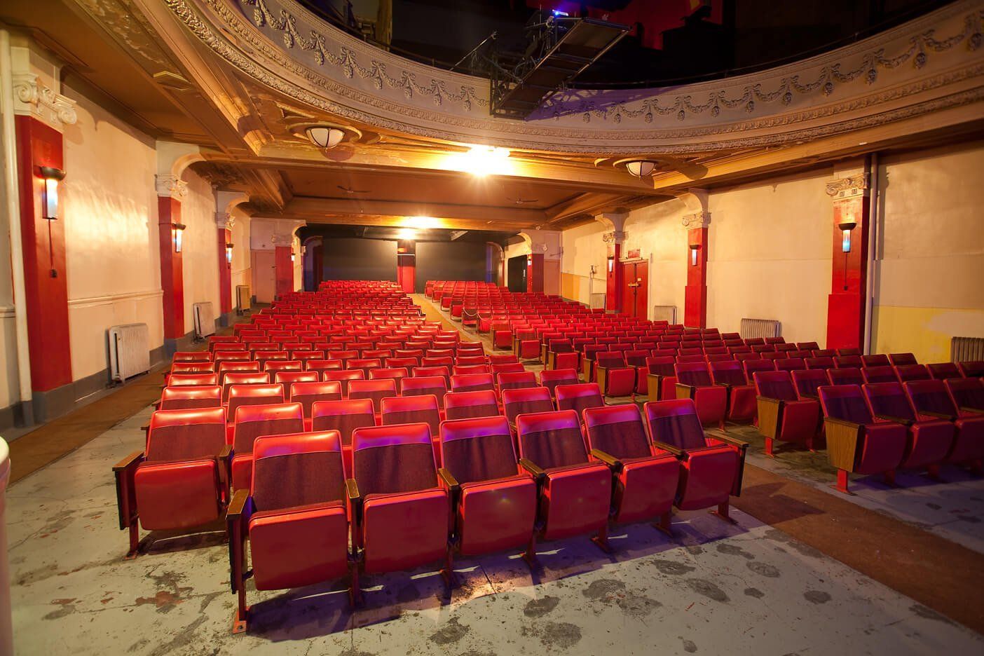 cara port recommends adult theaters in la pic