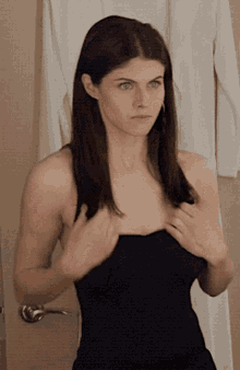 ashkan soleymani like alexandra daddario hot scene photo andrew cecava recommends alexandra daddario hot scene pic