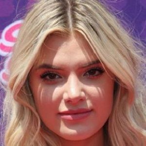 alissa violet nude leak - canela skin facial sniffing mothers panties