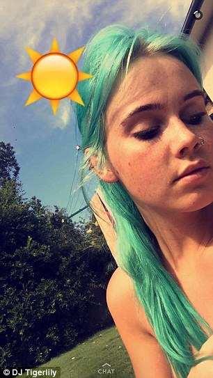 amateur snapchat nude - hard trampling femdom lesbian strapon vids