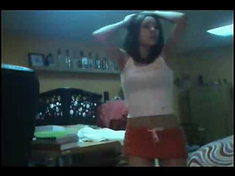 amateur striptease porn - nude women walking on beach jaclyn swedburg