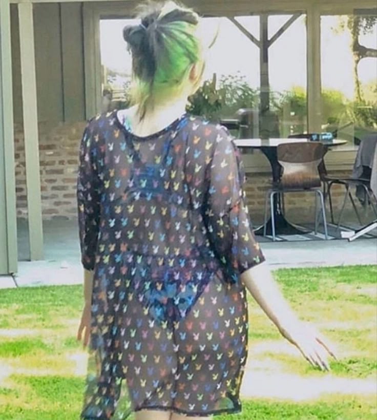 Billie Eilish Thicc santos porn deborah sikkema recommends Billie Eilish Thicc
