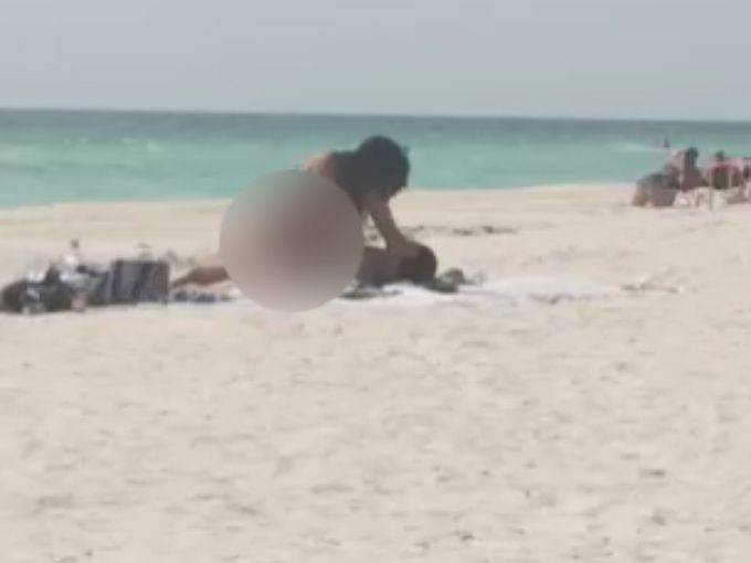 dinali fernando recommends people havingsex on the beach dan kelm add people havingsex on the beach photo