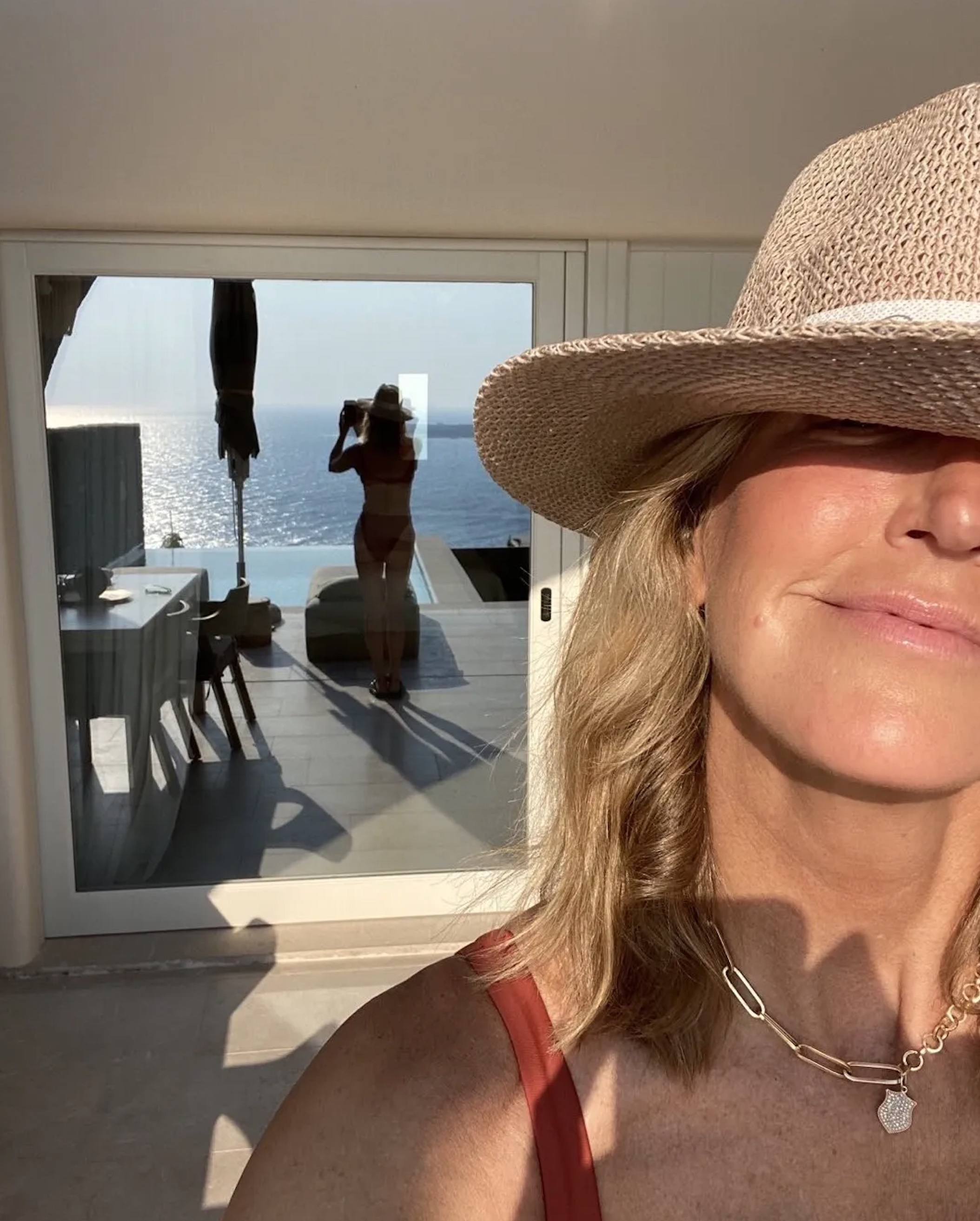azri ab rahman recommends Lara Spencer Sexy