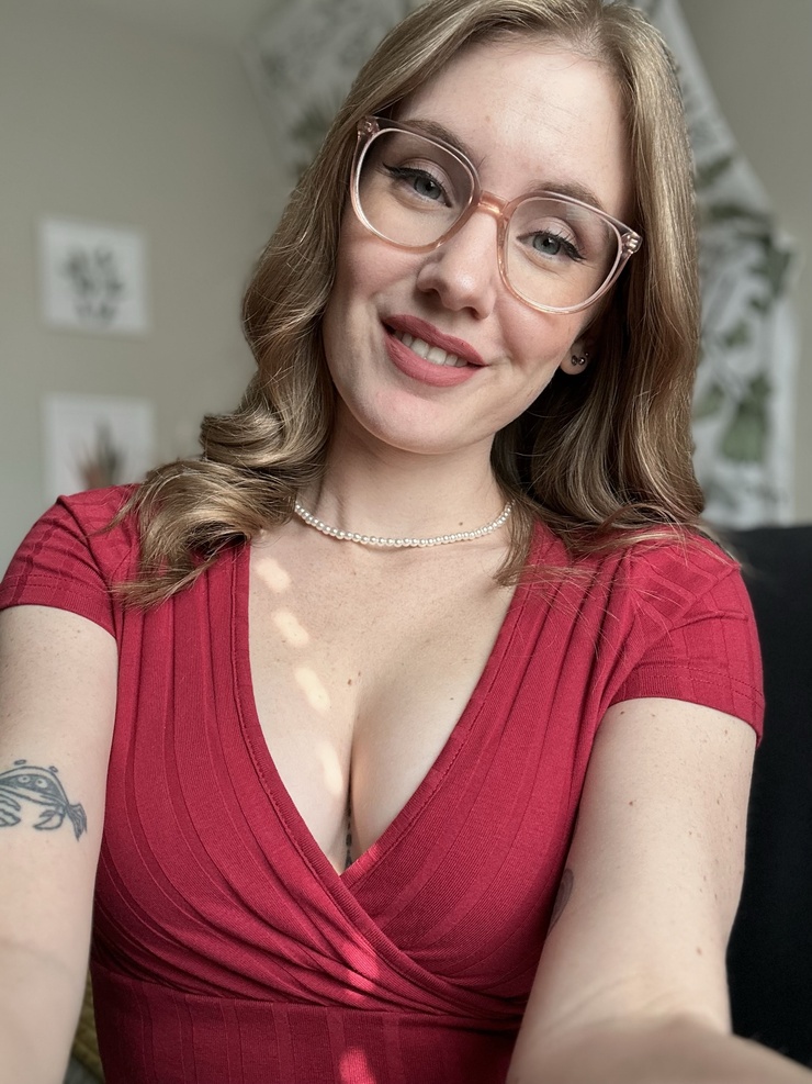 emma ruby leaked - spytug lesbian emma kenney nude