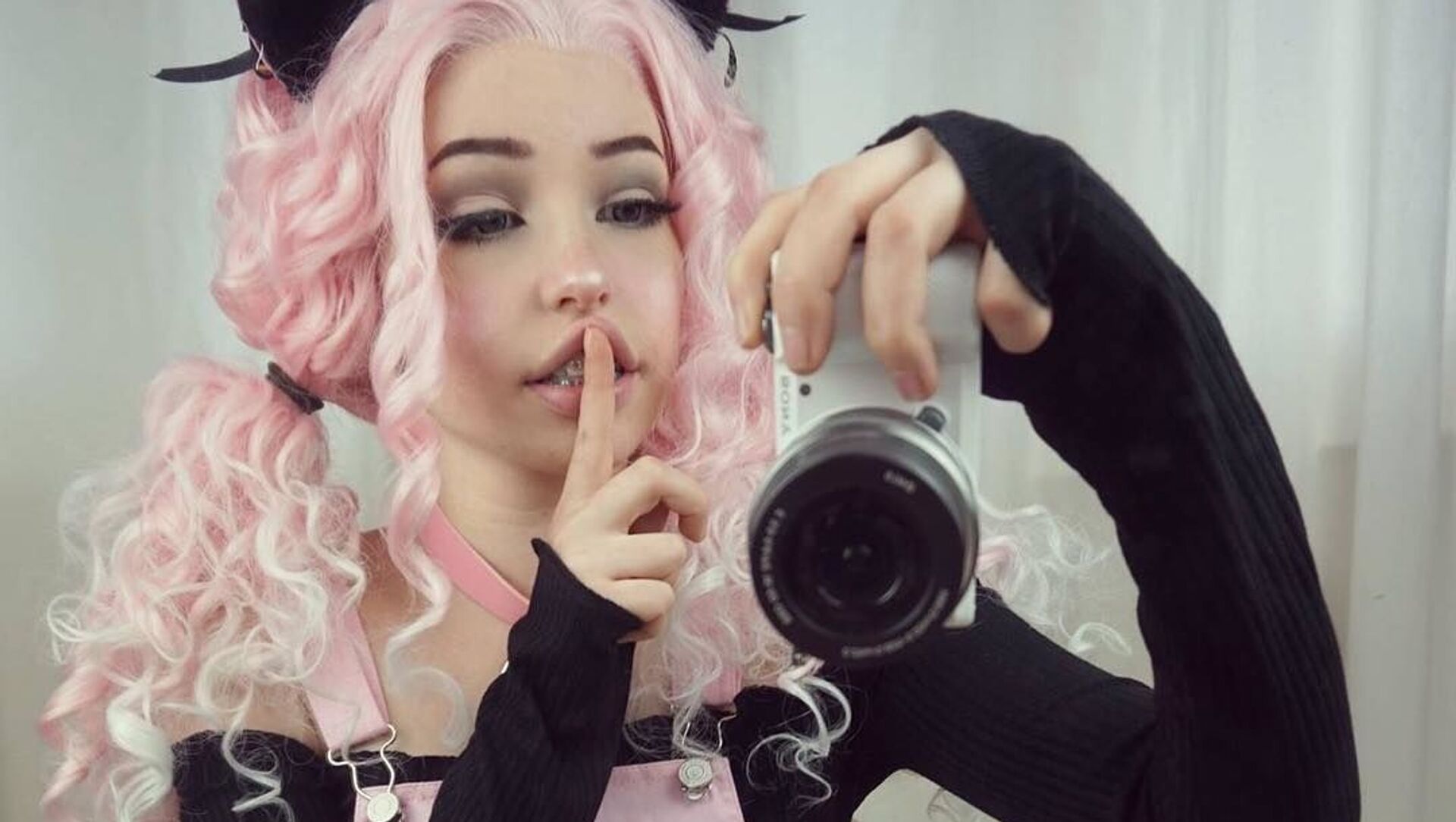 Best of carissa woods's gallery xxx videos uganda azuan ariff add photo belle delphine naked porn