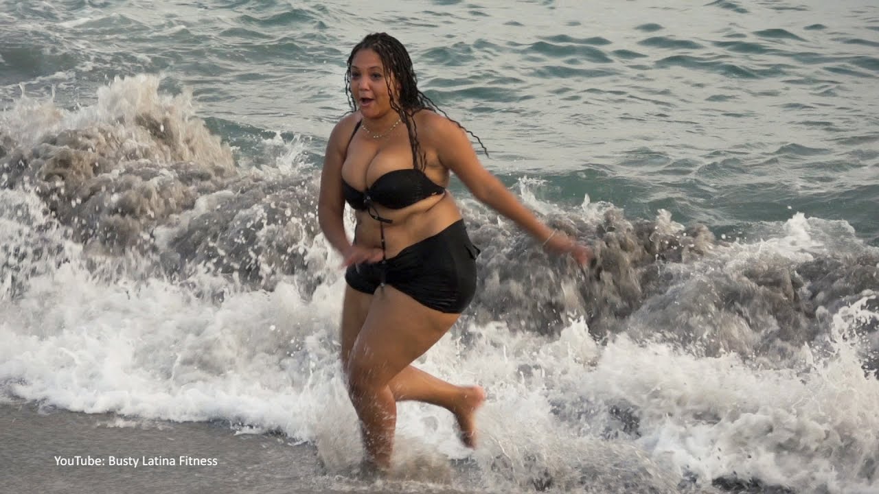 adriana saldierna recommends big boob jiggling darcy bevan add big boob jiggling photo