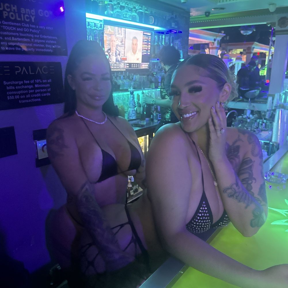 Best of bala thiru's gallery big tits chunky chandler oneal add photo big swinger party