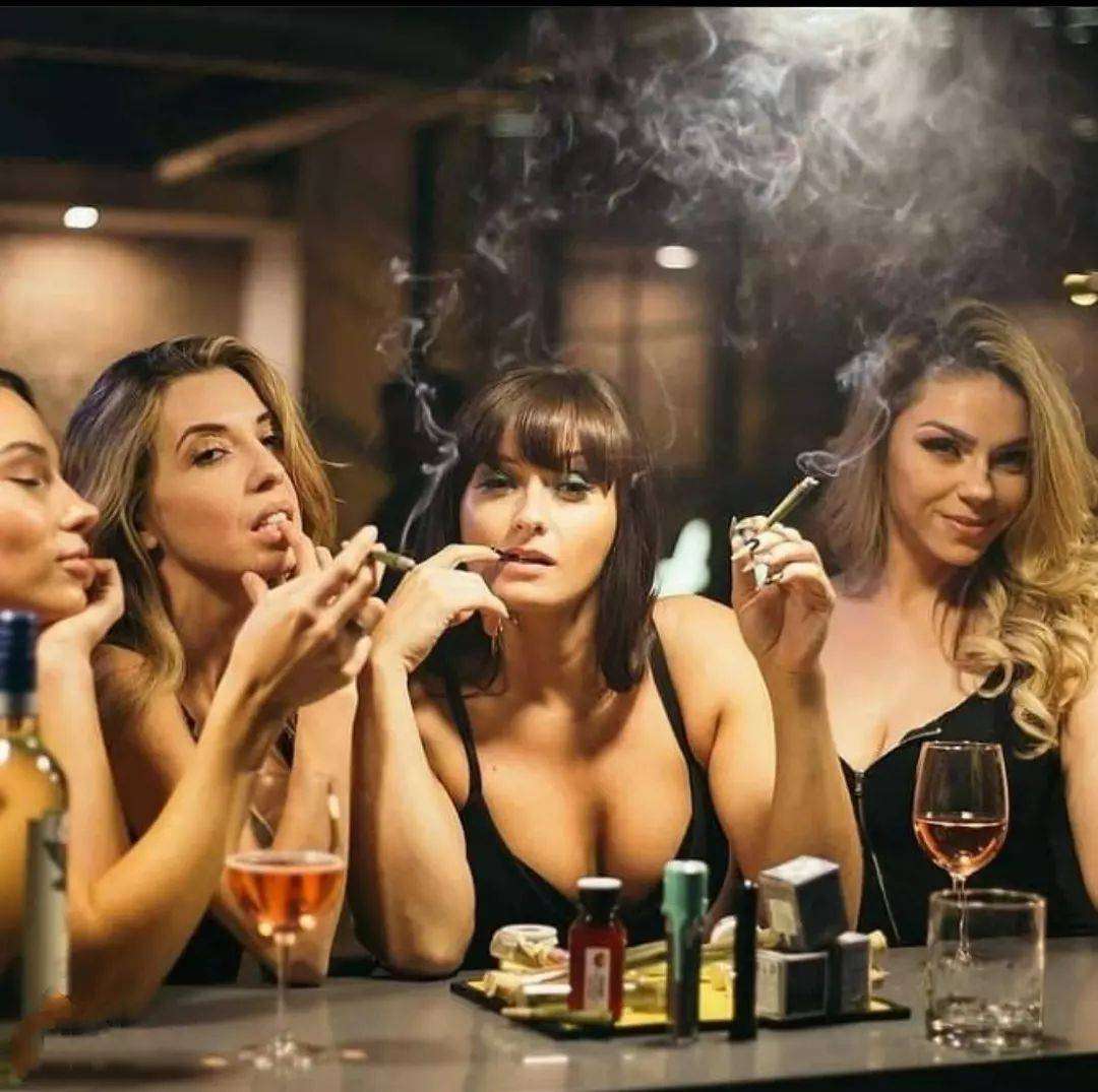 chira thongbhuthorn recommends Bisex Parties