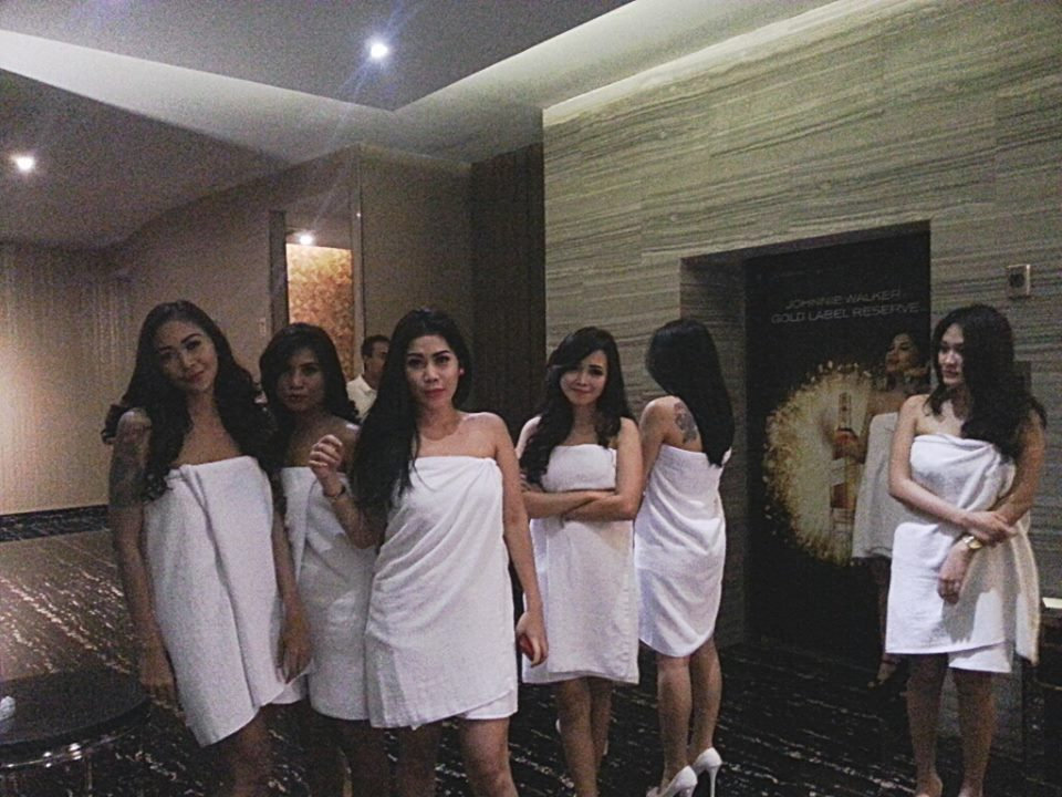 bokep indonesia hotel - upskurt pics large black naked women