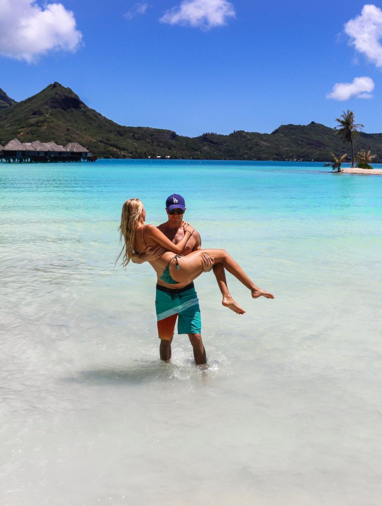 craig parman recommends Bora Bora Naked