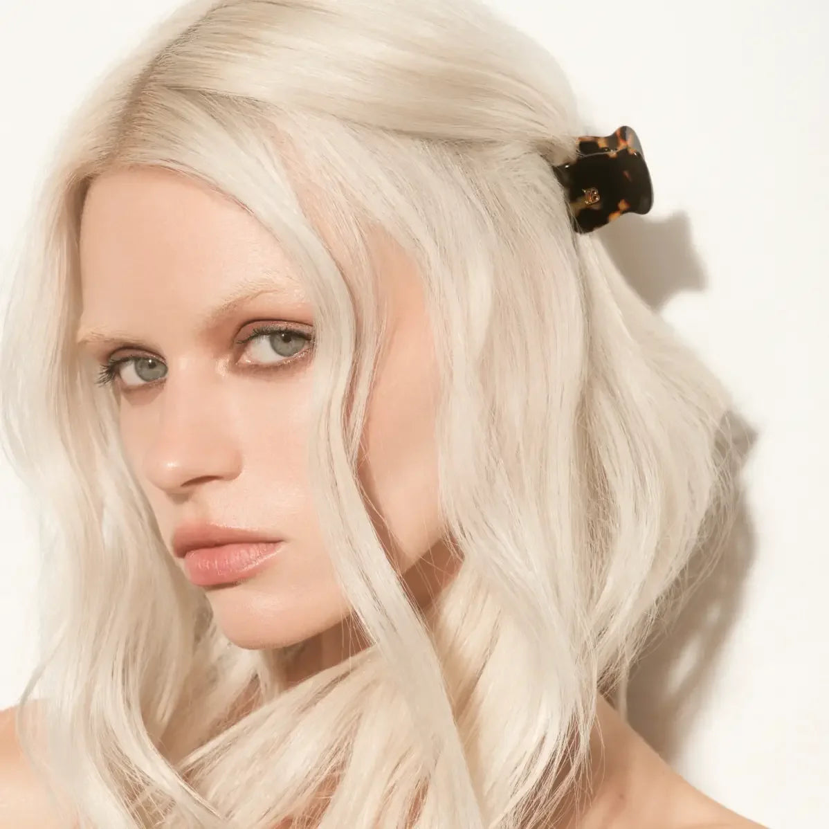 Best of french prostitute porn collin kuhn share exxxtra small blonde photos