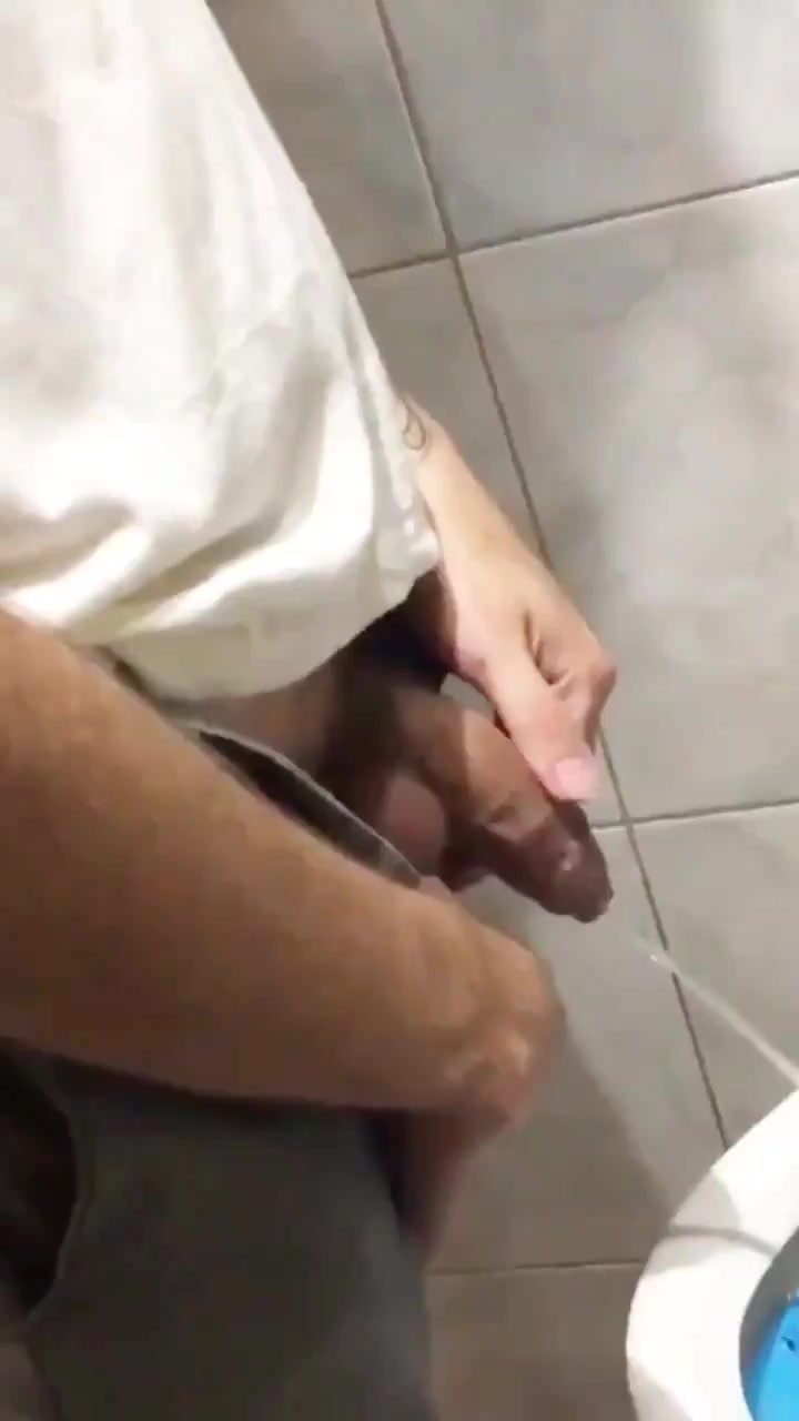 big cocks peeing - omya bbw women masterbating compilation