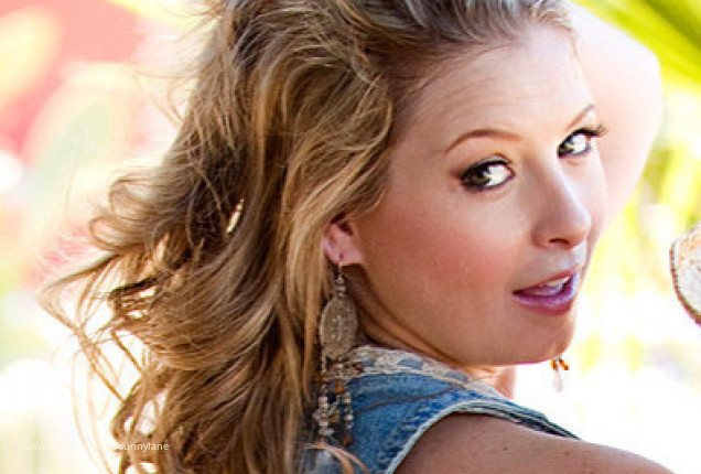 cynthia cherry recommends camel toe tease pic