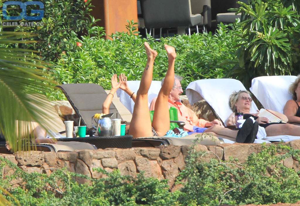 Carrie Ann Inaba Nude nobel son angela dennett recommends Carrie Ann Inaba Nude
