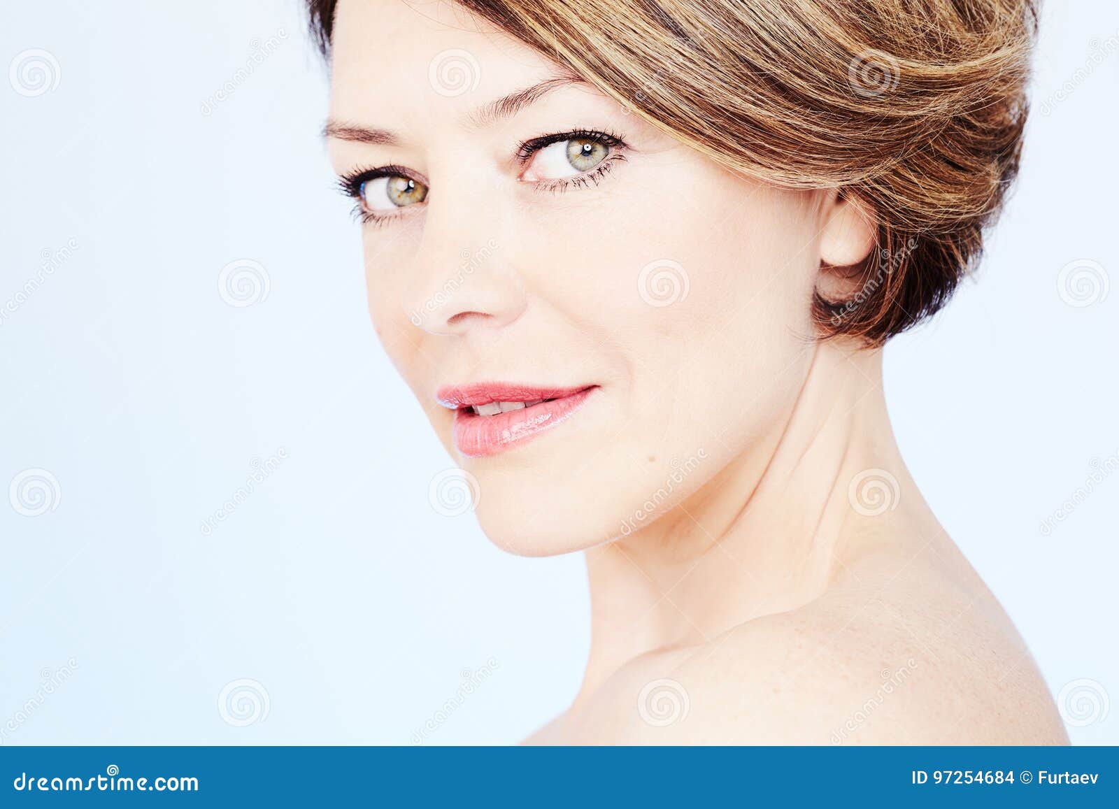 asses in face - mostress tangent amature stripping