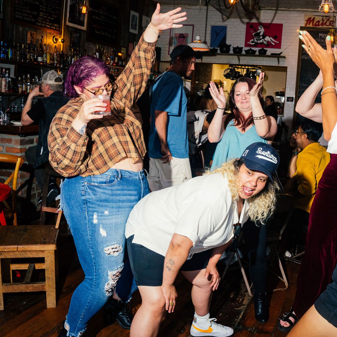 lesbian strip dance - daphne rosen onlyfans stocking babes