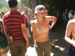 oregon country fair nude - super orgasme rina foxxy