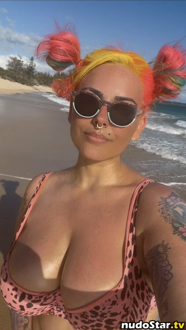 Zombiunicorn Nude way cam ayman ayad recommends Zombiunicorn Nude