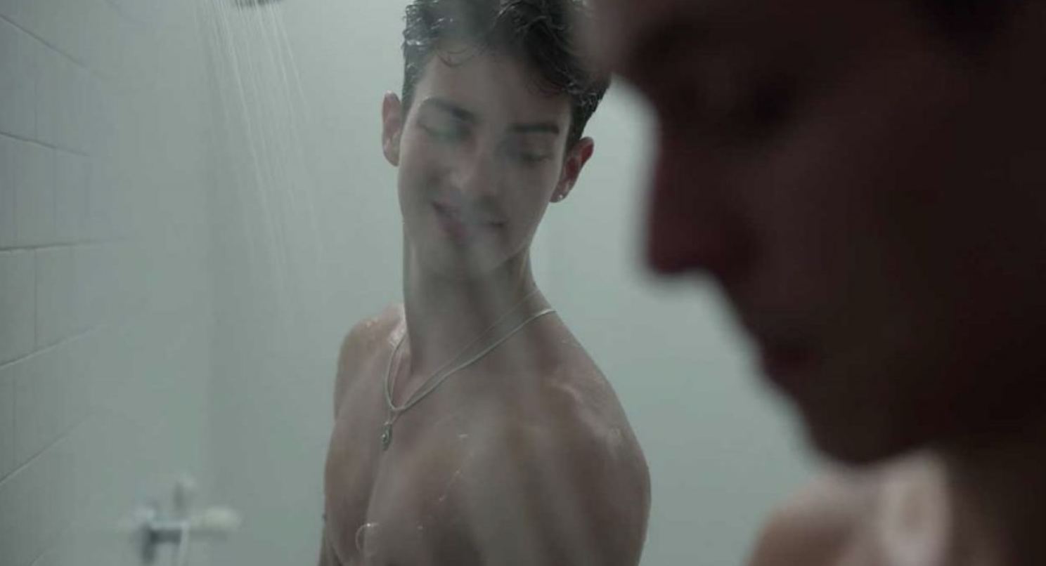 str8 guys seduced naked boy str8 guys seduced