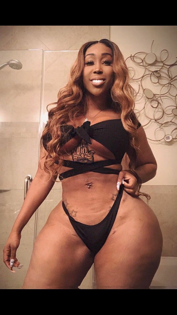 zmeena orr backshots - flashing tits mardi gras masturbating with corn